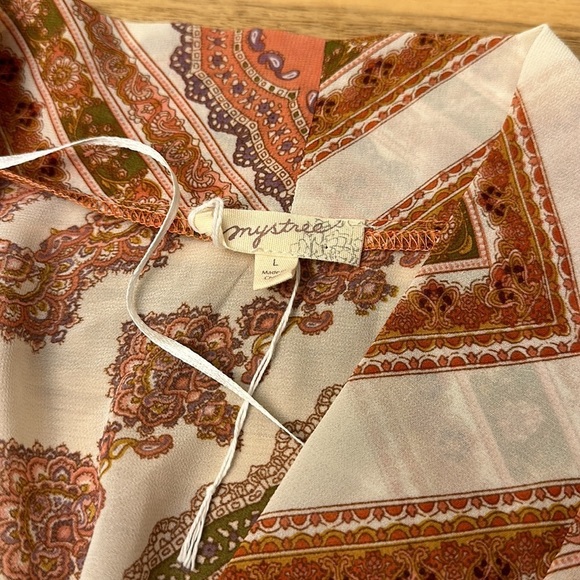 MYSTREE ⭐️  wrap blouse - Picture 4 of 5